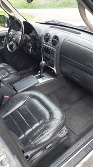 Prodám Jeep Cherokee - 7