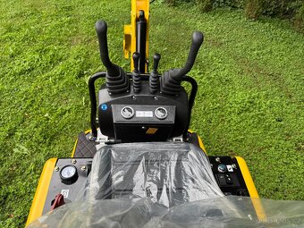 Minibagr RIPPA 1000Kg - Akce - včetně příslušenství - 7