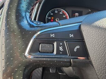 Leon 1,4TSi 92KW FR Panorama 96tkm NAVI,VÝHŘ.SED.ALU - 7