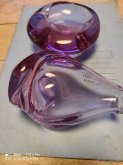 Hutní sklo popelník a vázička - 7