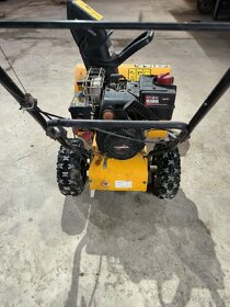 Prodám menší sněhovou frézu Stiga - 7