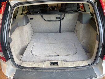 Volvo v50 2.0 tdi 100 kW nova spojka - 7