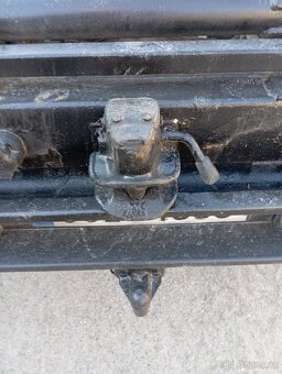 Avia D90 nosič kontejneru - 7