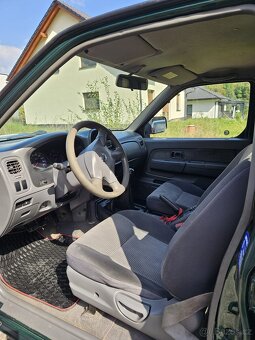Nissan Navara D40 - 7