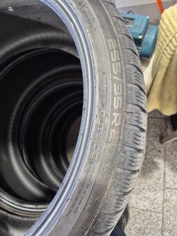 255/35R20 zimní 4ks Nokian - 7