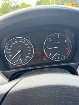 BMW 318D - 7
