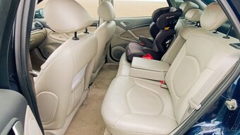 Citroen C5 3.0 V6 - 7