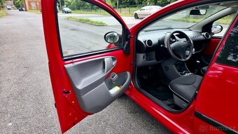Peugeot 107 1,0i - Klimatizace - 7