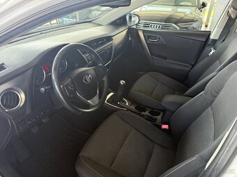 Toyota Auris 1,6 97kW,PŮVOD ČR - 7
