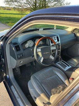 Chrysler 300C 5.7 HEMI - 7