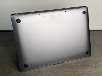 MacBook Air 13'' 2020 / M1 / 16GB / 256GB SSD / Space Gray - 7