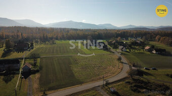 Prodej stavebního pozemku 957m2 (včetně vybudovaných, 129036 - 7