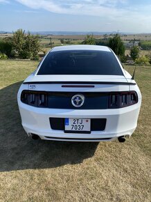 Ford mustang 3.7 V6 - 7