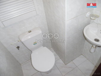 Pronájem bytu 4+1, 85 m², Praha, ul. Lamačova, balkon - 7