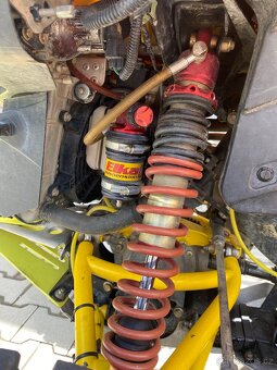 Can-Am Renegade 800 - 7