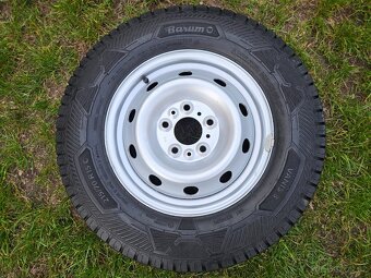 Kompletní letní ZÁTĚŽOVÁ ocelová kola - 215/70 R15 C - 5x118 - 7