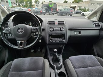 Volkswagen Touran 1,4tsi Highline model 2012 - 7