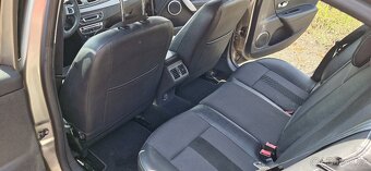Renault Fluence 1.6 benzín 81 Kw, r.v. 2011 - 7