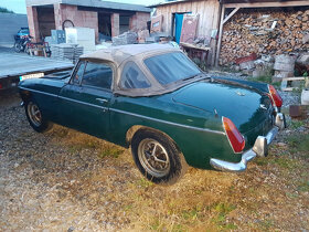 MGB kabriolet na renovaci - 7