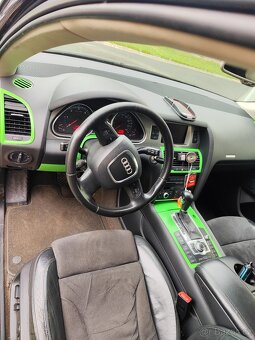 Audi Q7 - 7