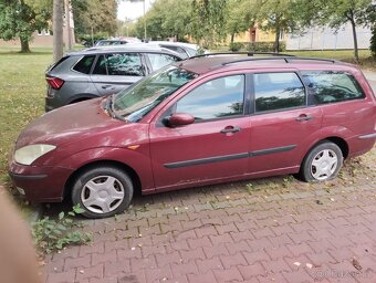 Osobní automobil Ford Focus kombi - 7
