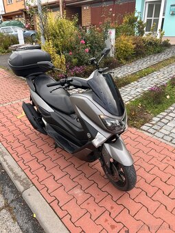 Skútr Yamaha N-Max 125 - 7