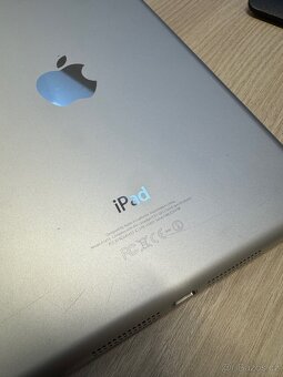 Apple iPad mini, 64 GB, Wi-Fi + SIM Cellular - 7