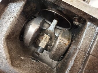 Kompresor AVIA A30, Jikov 129 - 7