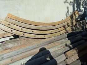 Prodám dřevěné kuláče pr. 135mm, délka 2.85-3,45cm - 7