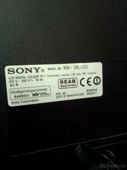 SONY BRAVIA 70 KDL - 26EX320 - 7