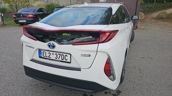 Toyota Prius Plug-in Hybrid IV 2019 – 1. majitel, servis Toy - 7