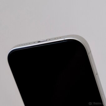 iPhone 16 bílý, 128 GB, v záruce, s příslušenstvím - 7