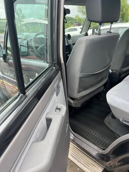 Toyota Land Cruiser GRJ 76 - 7