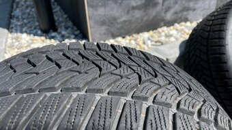 Zimní pneumatiky 225/40 R18 92V Dunlop Winter Sport 5, 6,5mm - 7