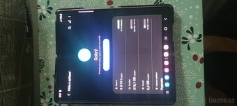 Samsung Galaxy Z Fold 2 5G v top stavu s černým krytem - 7