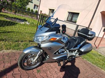 Honda ST 1300 Pan European - 7