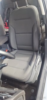 Volkswagen e-Golf - 7