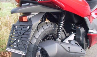 Motocyklu Honda PCX 125 - 7