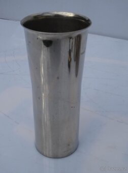 Mosazná váza . - 7