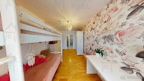 Prodej bytu 3+1 CP 77 m2 po rek. s balkónem v Líšni, ul. ... - 7