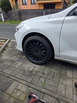 5×114.3 R18 225/40 - 7
