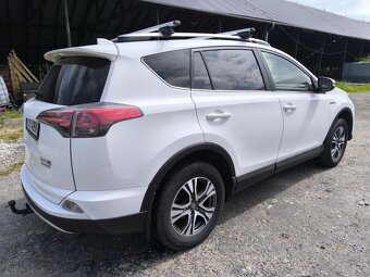 TOYOTA RAV4 2,5 HYBRID-AUTOMAT - 7