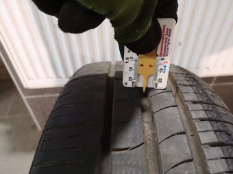 Nissan Micra alu 16 + letní 185/50/16. - 7