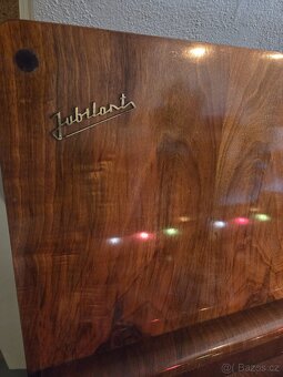 Tesla Jubilant - 7