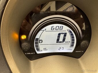 Yamaha N-Max 125 ABS - 7