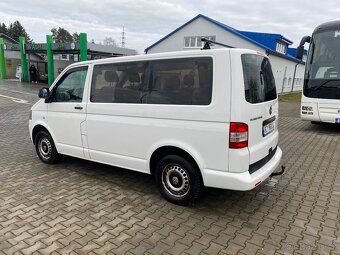VW Transporter T5.1  2.0tdi 9-míst 2010 - 7