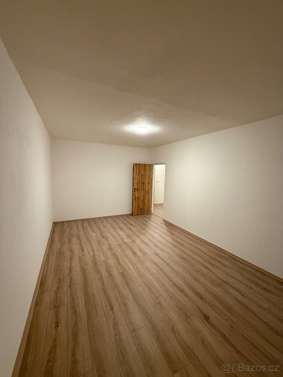 Pronájem bytu 2+1, ul. Pod Břízami, Chomutov, TOP STAV - 8
