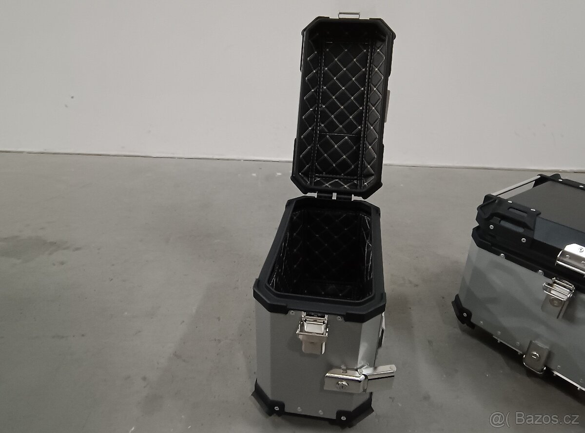 Hliníkové kufry na moto - 8