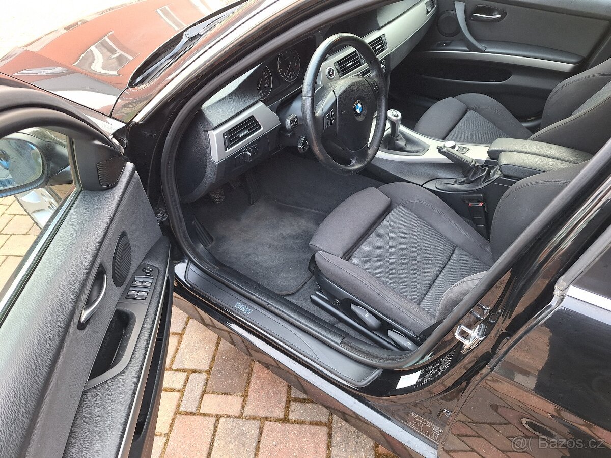 BMW E91,330i,manuál,7.2008,200kW - 8