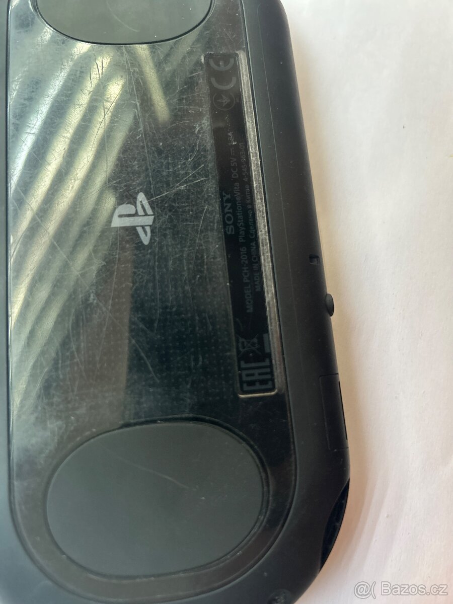 Playstation Vita PHC-2016 wifi slim - 8